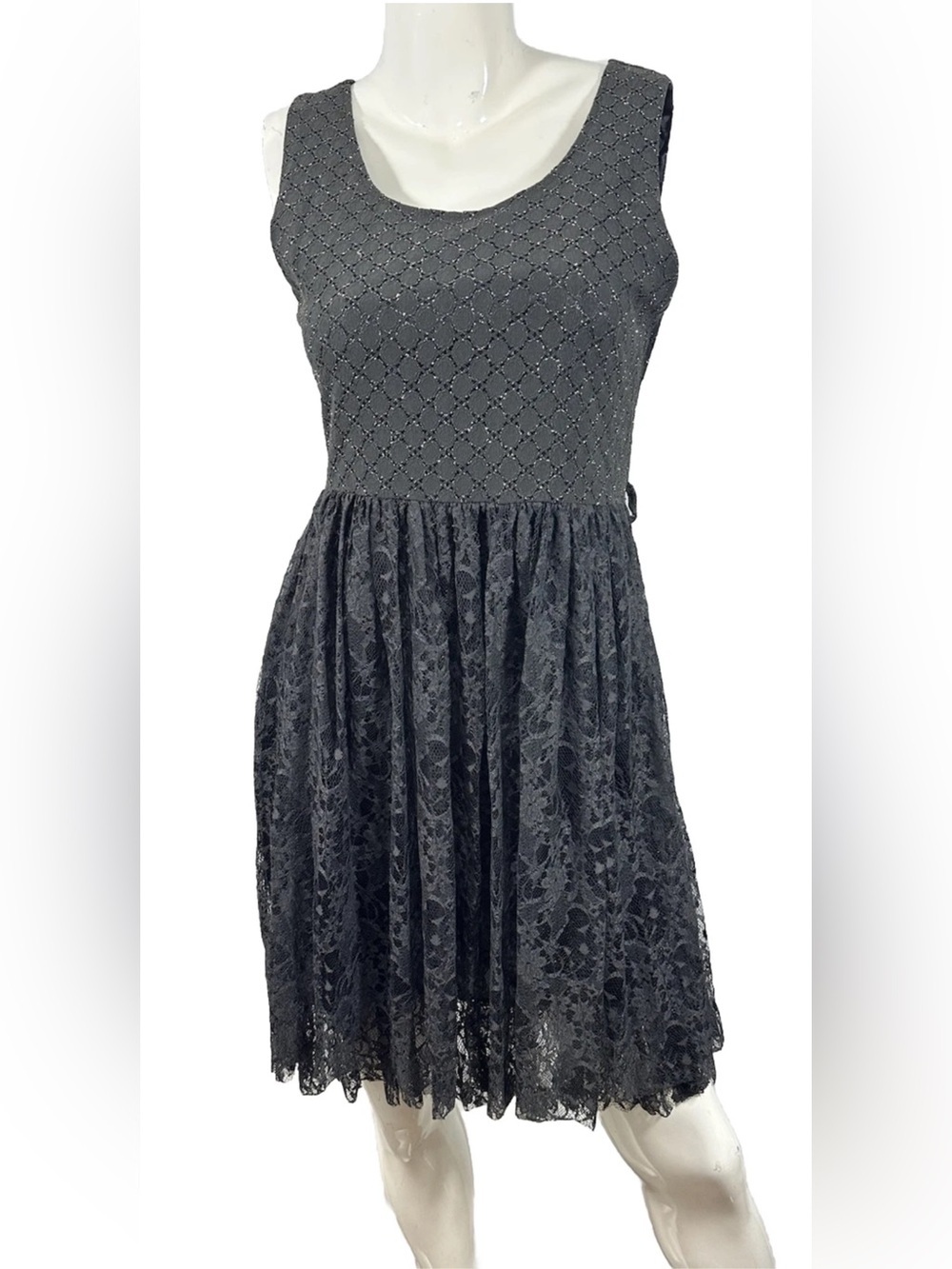 NEW Gracia Sz L Sleeveless Dotted Crochet Lace Dress Gray Metallic Gold Charcoal